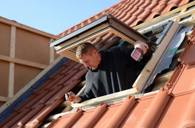 Pose de fenêtres de toit Velux à Aspach